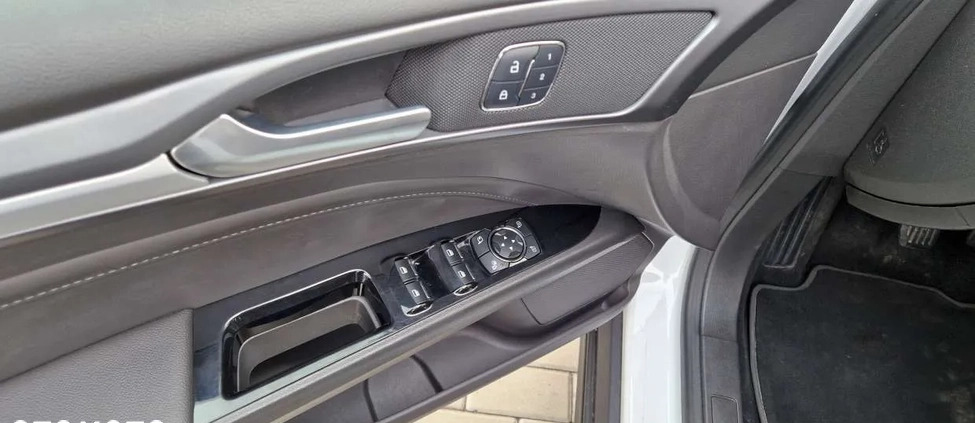 Ford Mondeo cena 57900 przebieg: 108859, rok produkcji 2016 z Grybów małe 326